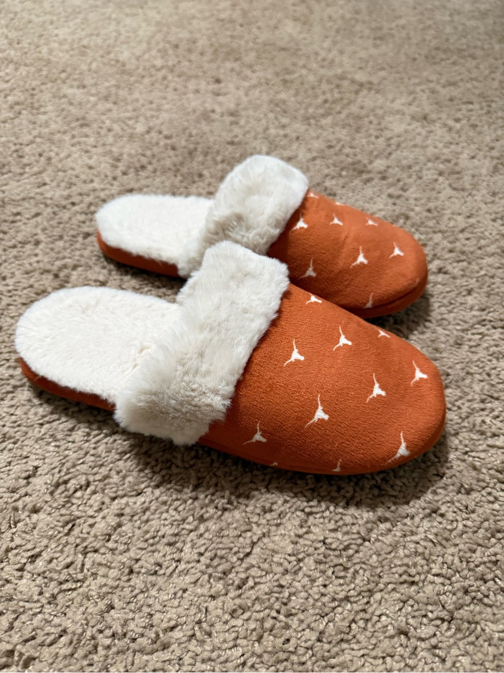 Texas Longhorns Burnt Orange Fur-Lined Slippers